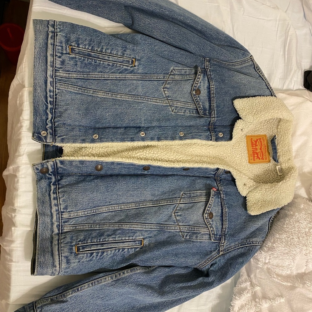 Levi’s Sherpa lined denim jacket